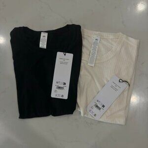 NWT Lot of 2 ALO Yoga Black, Cream Ribbed Sea Coast Tee | size small